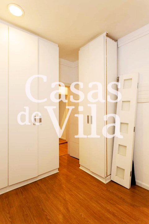 Casa de vila toda reformada para venda! - No Planalto Paulista! 