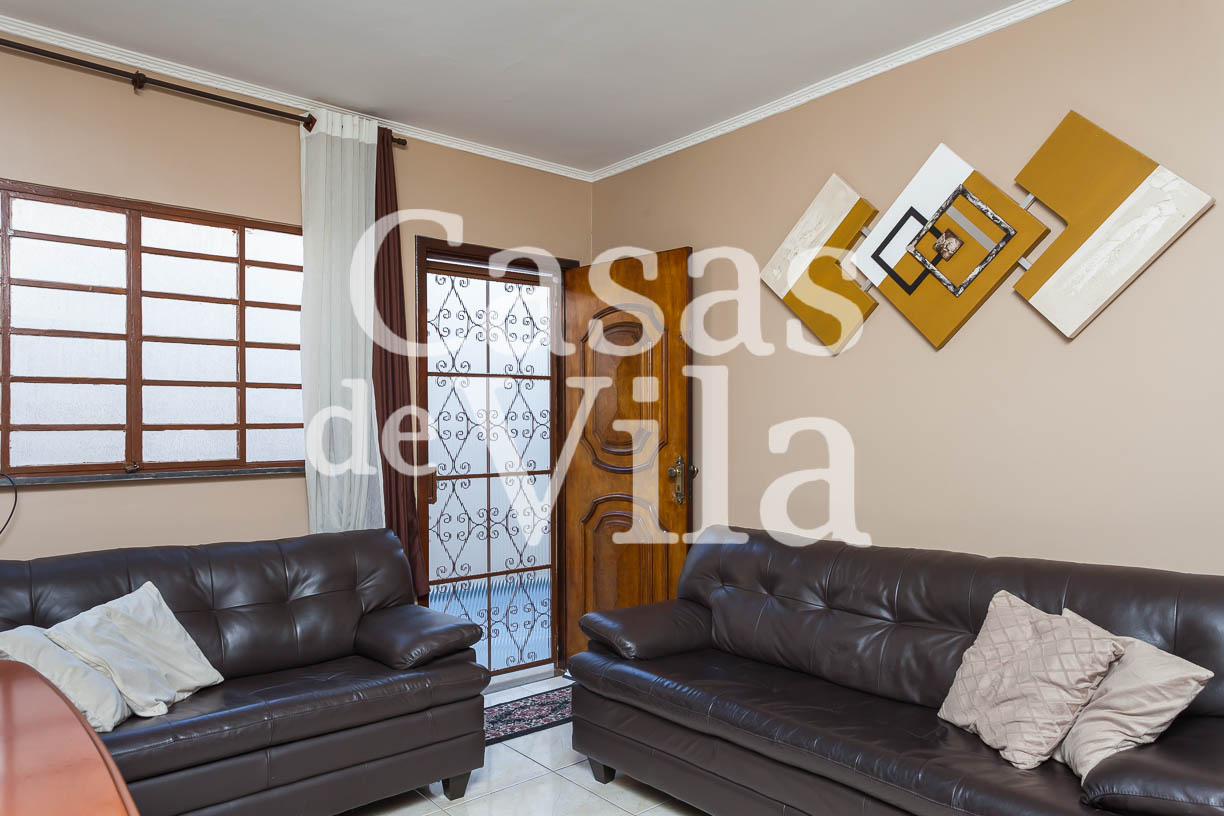 Casa de vila para venda! - No bairro da Vila Gumercindo! Vila aberta!