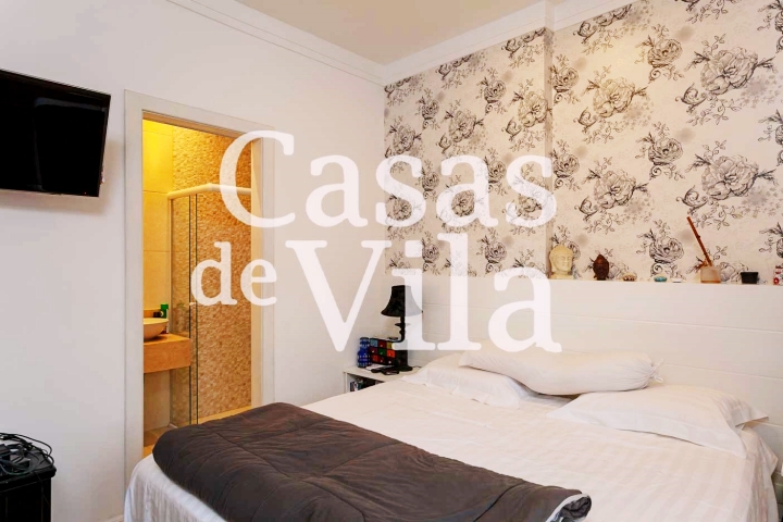 Casa de vila toda reformada para venda! - No Planalto Paulista! 