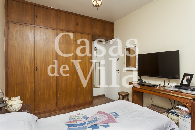 Casa de vila para venda na Vila Olímpia! - Numa vilinha bem arborizada!