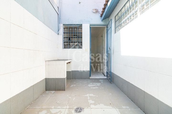Uma graciosa casa de vila para venda! - Na Vila Olímpia! Ótima localização!