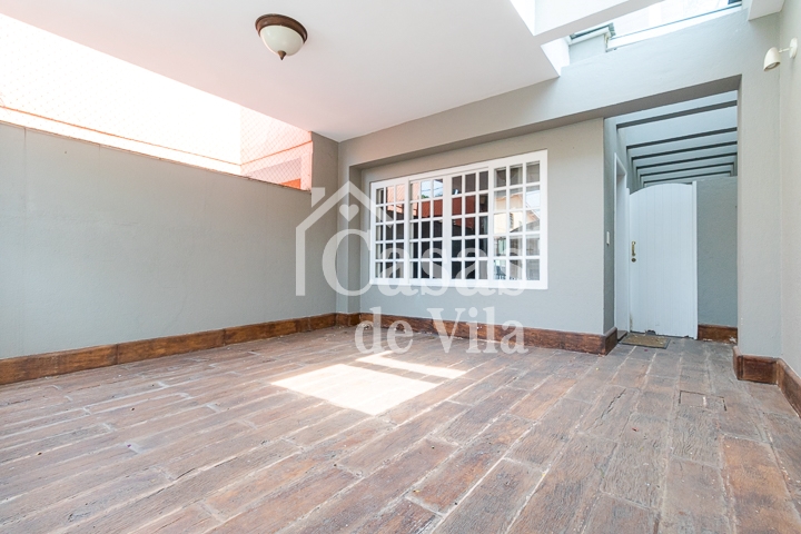 Casa de vila reformada para compra! - No Jardim Hípico!
