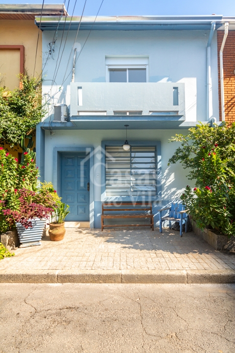 Uma graciosa casa de vila para venda! - Na Vila Olímpia! Ótima localização!