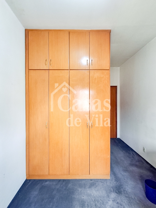 Casa de vila beemmm espaçosa para venda! - No Brooklin Paulista! Muitas facilidades nas proximidades!
