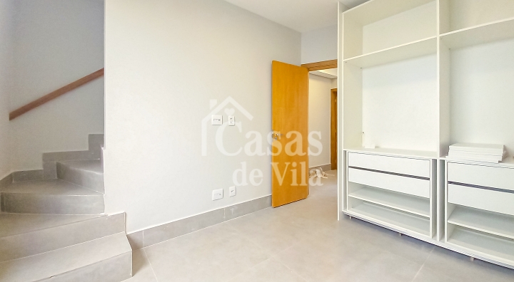 Casa de vila nova para locação! - Na Vila Mariana!