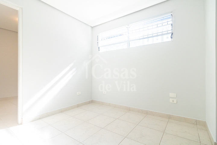 Uma graciosa casa de vila para venda! - Na Vila Olímpia! Ótima localização!
