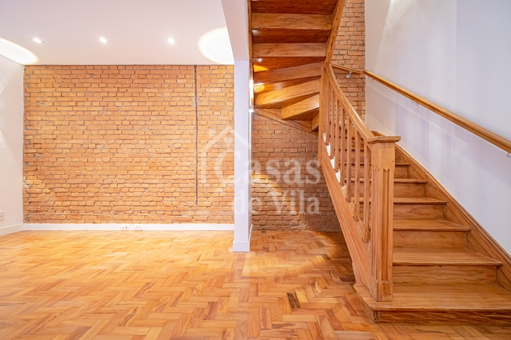 Toda reformada! Para venda ou locação! - Um sonho de casa de vila na Bela Vista!