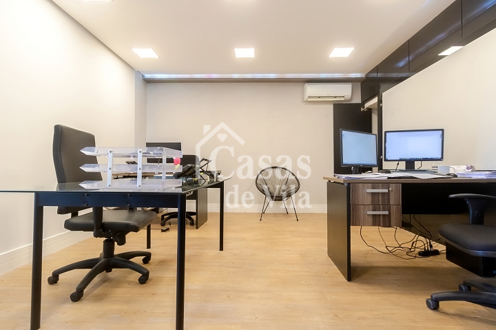 Casa de vila para venda ou locação! - No Cambuci! Configurada atualmente como escritório!