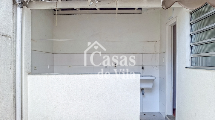 Casa de vila para locação! - Ótima localização! Na Vila Olímpia!