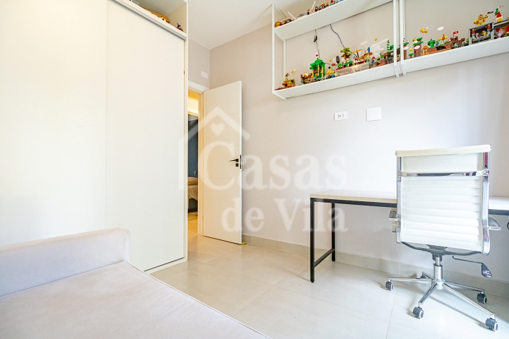Linda casa de vila reformada para venda! - Em Perdizes!