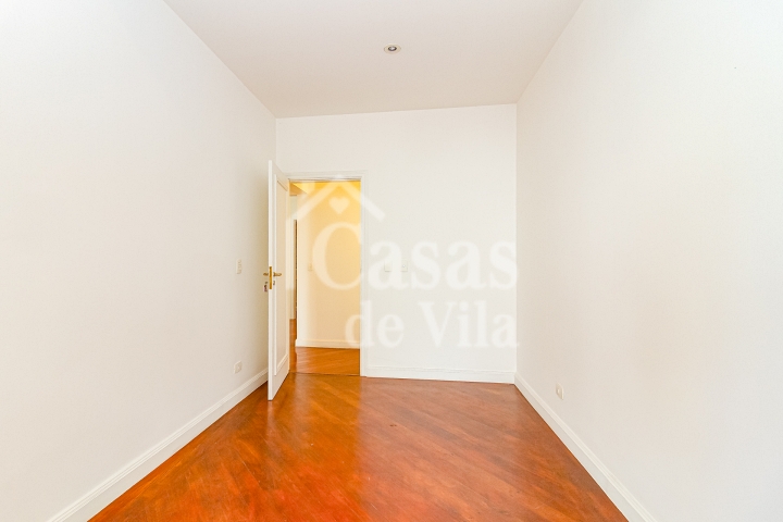 Um sonho de casa de vila no Jardim América! - Para venda! Excelente localização!