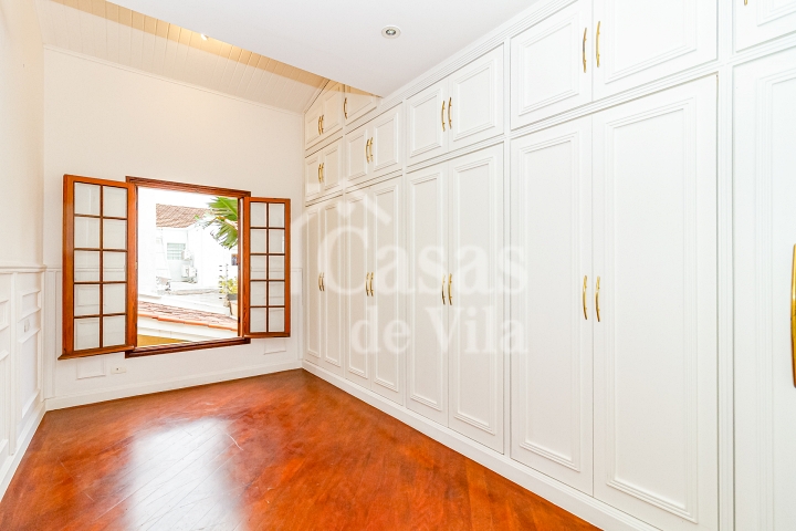 Um sonho de casa de vila no Jardim América! - Para venda! Excelente localização!