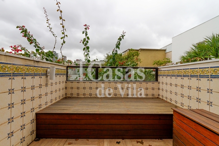 Um sonho de casa de vila no Jardim América! - Para venda! Excelente localização!