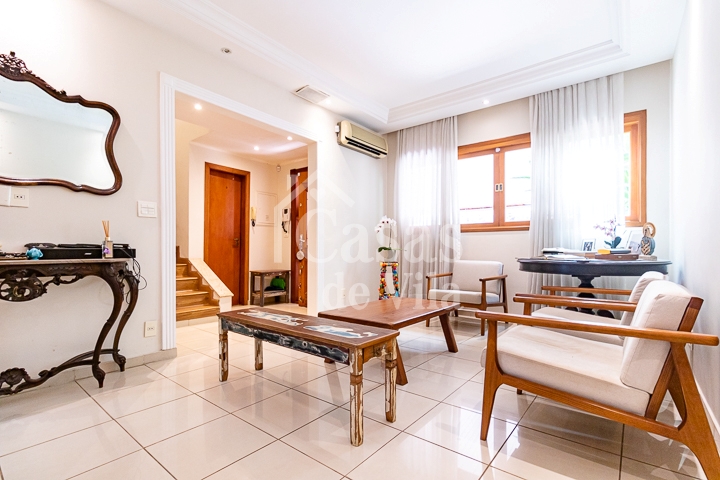 Bela opção de casa de vila para venda! - Na Chácara Santo Antônio!