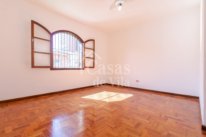 Casa de Vila a venda na Chácara Santo Antônio - Excelente localização!