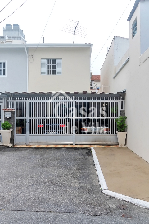 Casa de vila confortável para venda! - Na Chácara Santo Antônio!