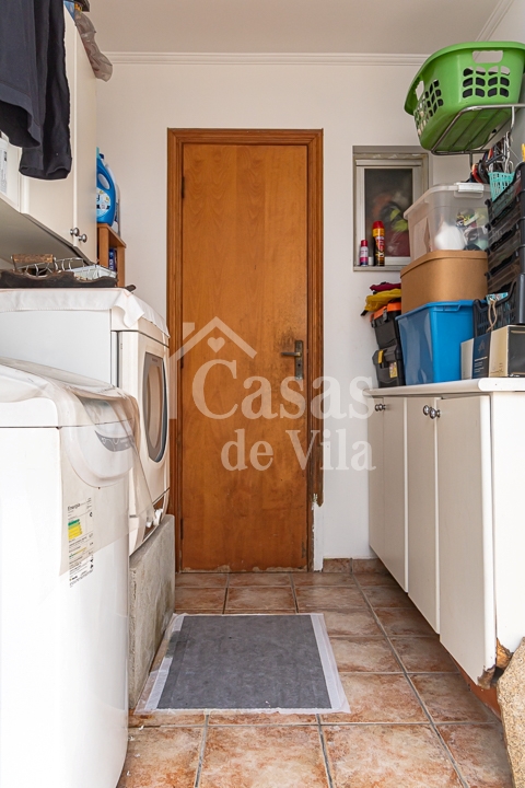 Casa de vila confortável para venda! - No Campo Belo!