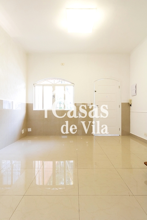 Casa de vila reformada para venda! - Excelente localização! Em Moema!