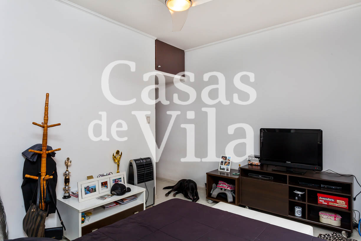 Uma casa de vila beeeeeemmmm confortável! - No Brooklin para venda!