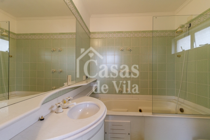Um sonho de casa de vila no Jardim América! - Para venda! Excelente localização!