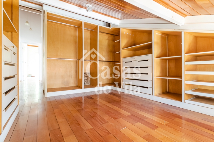 Casa de vila reformada para compra! - No Jardim Hípico!