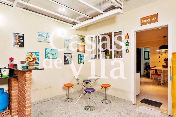 Casa de vila toda reformada para venda! - No Planalto Paulista! 