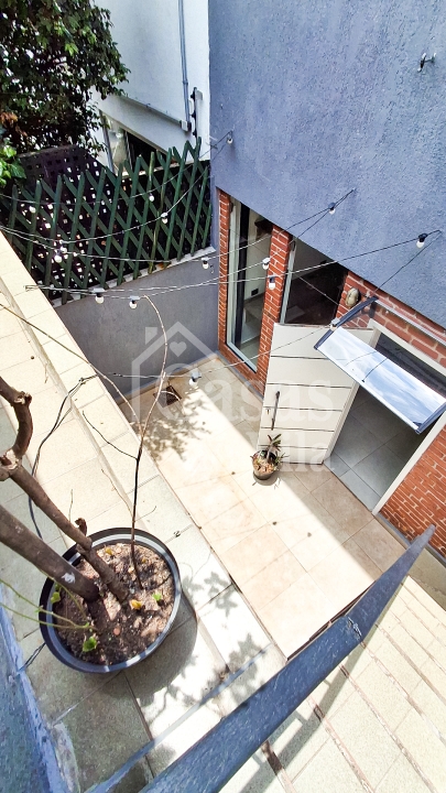 Casa de vila 'triplex' para locação! - Para alguns Vila Nova Conceição! Para outros Vila Olímpia!