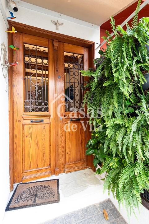 Uma graça de casa de vila para venda! - Na Vila Olímpia!