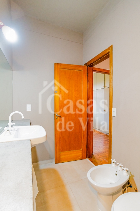 Casa de vila aconchegante para venda! - Na Vila Olímpia!
