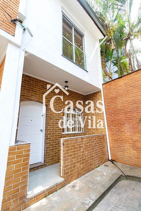 Casa de vila reformada para venda! - Excelente localização! Em Moema!