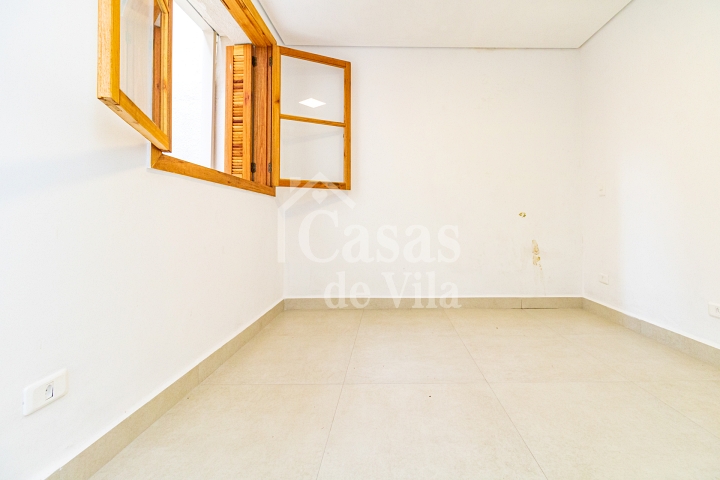 Casa de vila térrea e reformada! - Para venda no Jardim Paulista!