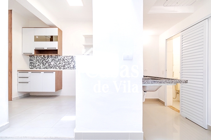 Casa de vila reformada para venda! - Excelente localização! Em Moema!