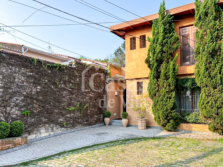 Bela casa de vila para para venda! - No Planalto Paulista! Excelente localização!