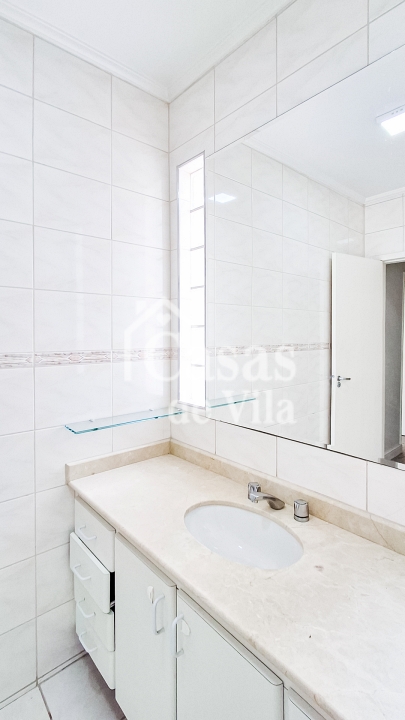 Casa de vila para locação! - Ótima localização! Na Vila Olímpia!