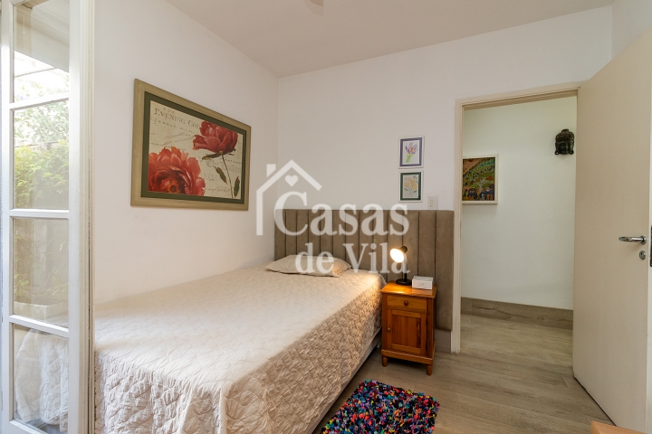 Uma graça de casa de vila para venda! - Na Vila Olímpia!