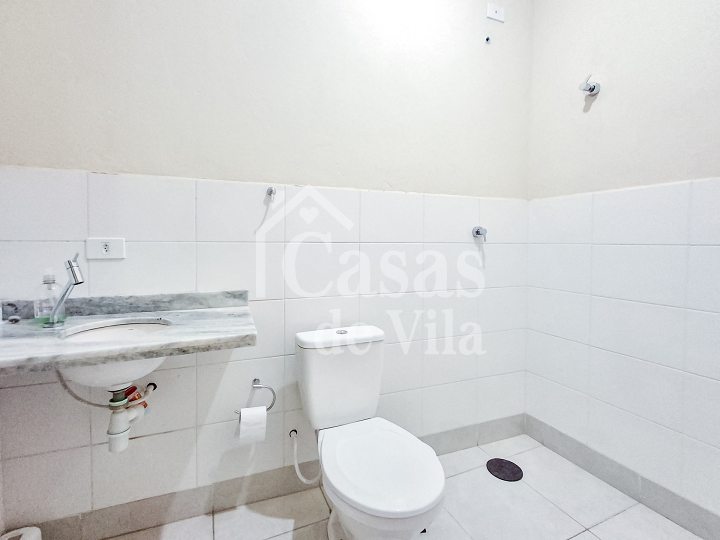 Casa de vila para locação comercial! - Ótima localização na Chácara Flora