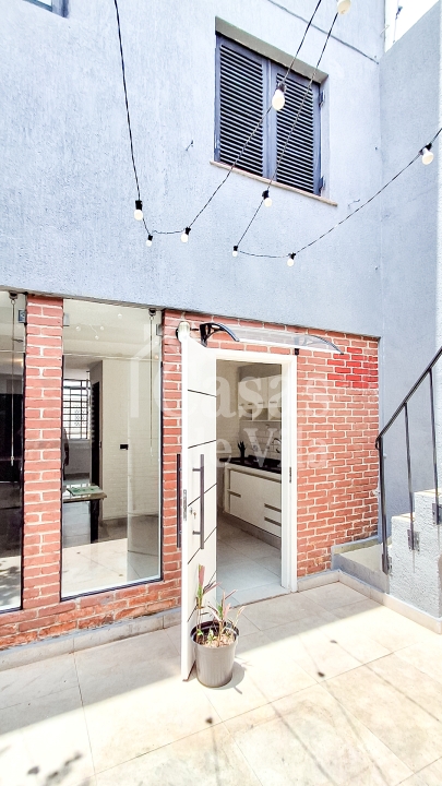 Casa de vila 'triplex' para locação! - Para alguns Vila Nova Conceição! Para outros Vila Olímpia!
