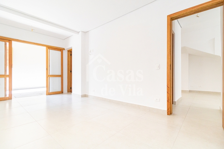 Casa de vila térrea e reformada! - Para venda no Jardim Paulista!