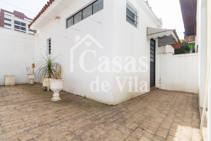 Espaçosa casa de vila para venda! - Em Perdizes!