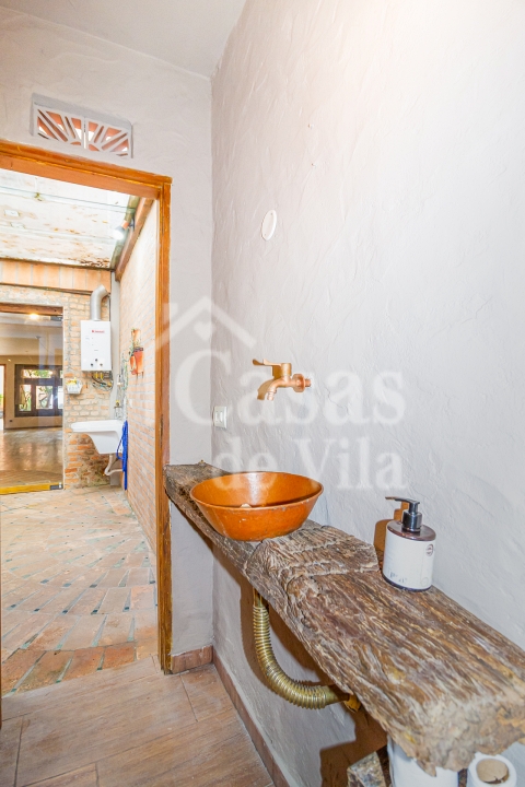 Casa de vila aconchegante para venda! - Na Vila Olímpia!