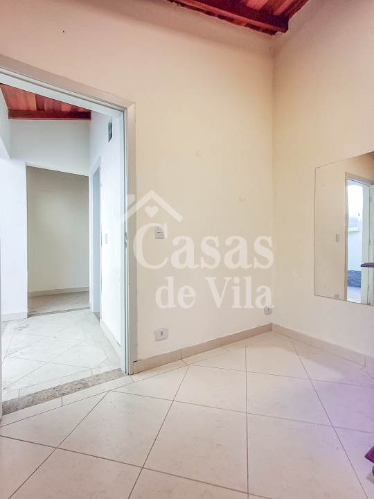 Casa de vila térrea para locação comercial! - Chácara Flora! Excelente localização!