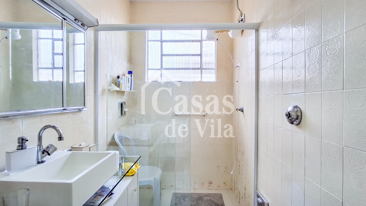 Casa de vila para venda com bom espaço! - Na Chácara Santo Antonio | Santo Amaro!