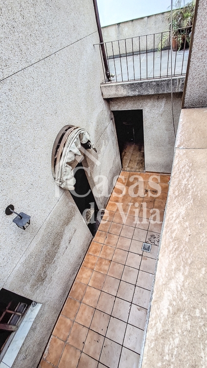 Casa de vila espaçosa para venda! - Na Vila Mariana!