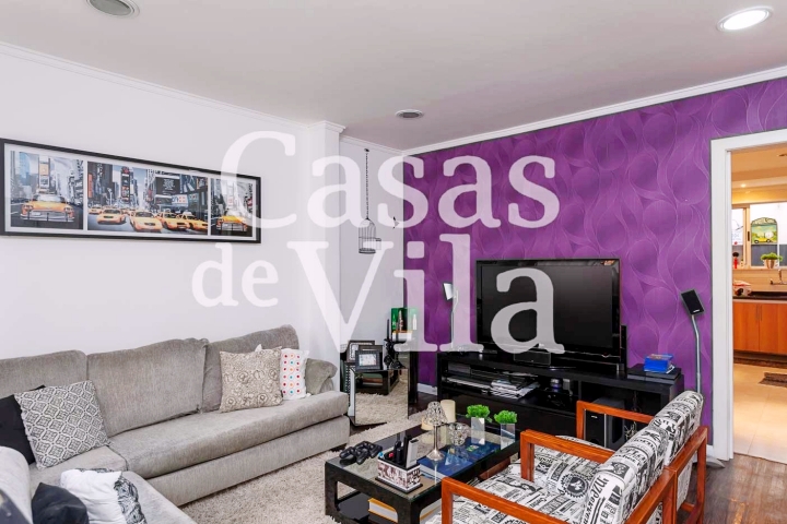 Casa de vila toda reformada para venda! - No Planalto Paulista! 