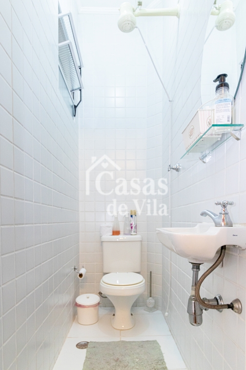 Casa de vila charmosa para venda! - No Itaim Bibi! Excelente localização!