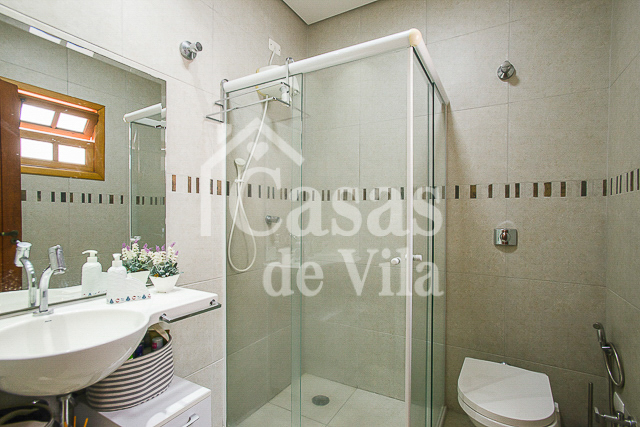 Casa de vila graciosa para venda! - Na Lapa!
