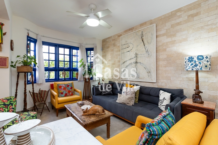 Uma graça de casa de vila para venda! - Na Vila Olímpia!