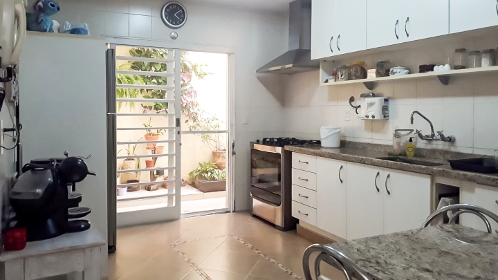 Casa de vila para venda! - Na Granja Julieta! Excelente localização!