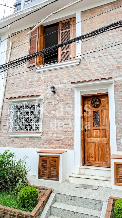 Casa de vila reformada e charmosa para locação! - Na Vila Mariana!