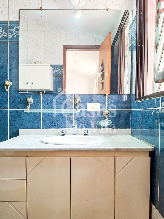 Casa de vila beemmm espaçosa para venda! - No Brooklin Paulista! Muitas facilidades nas proximidades!